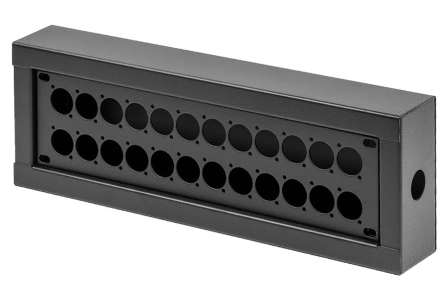 stagebox SD24 met gat 25mm d=65mm + inlegplaat 24x XLR-D-gat