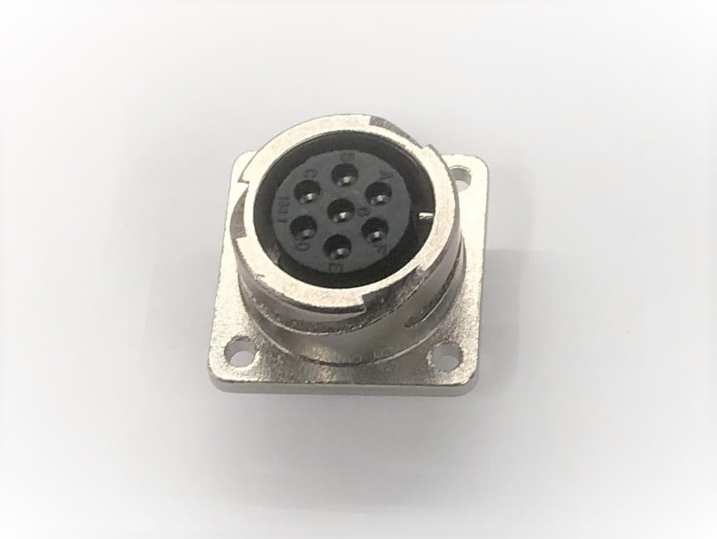CVB 02R 16S-1S F5 chassis 7p female nickel