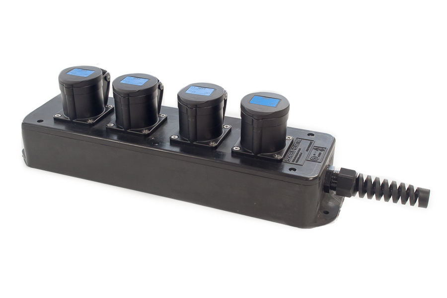 snoercentrale  4-voudig CEE 3p 16A 230V zwart rubber (PCE)