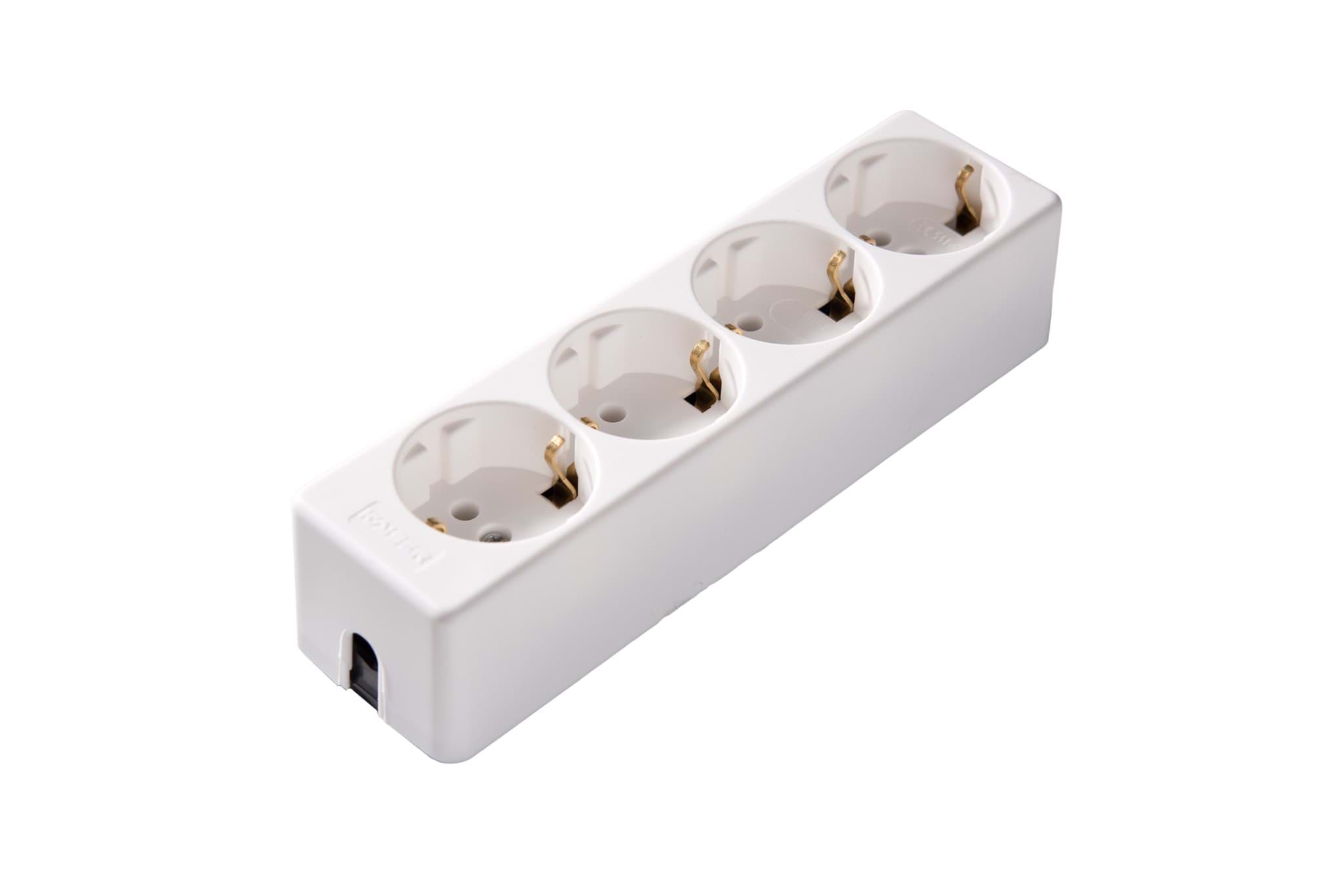 contactdoos randaarde  4v wit
