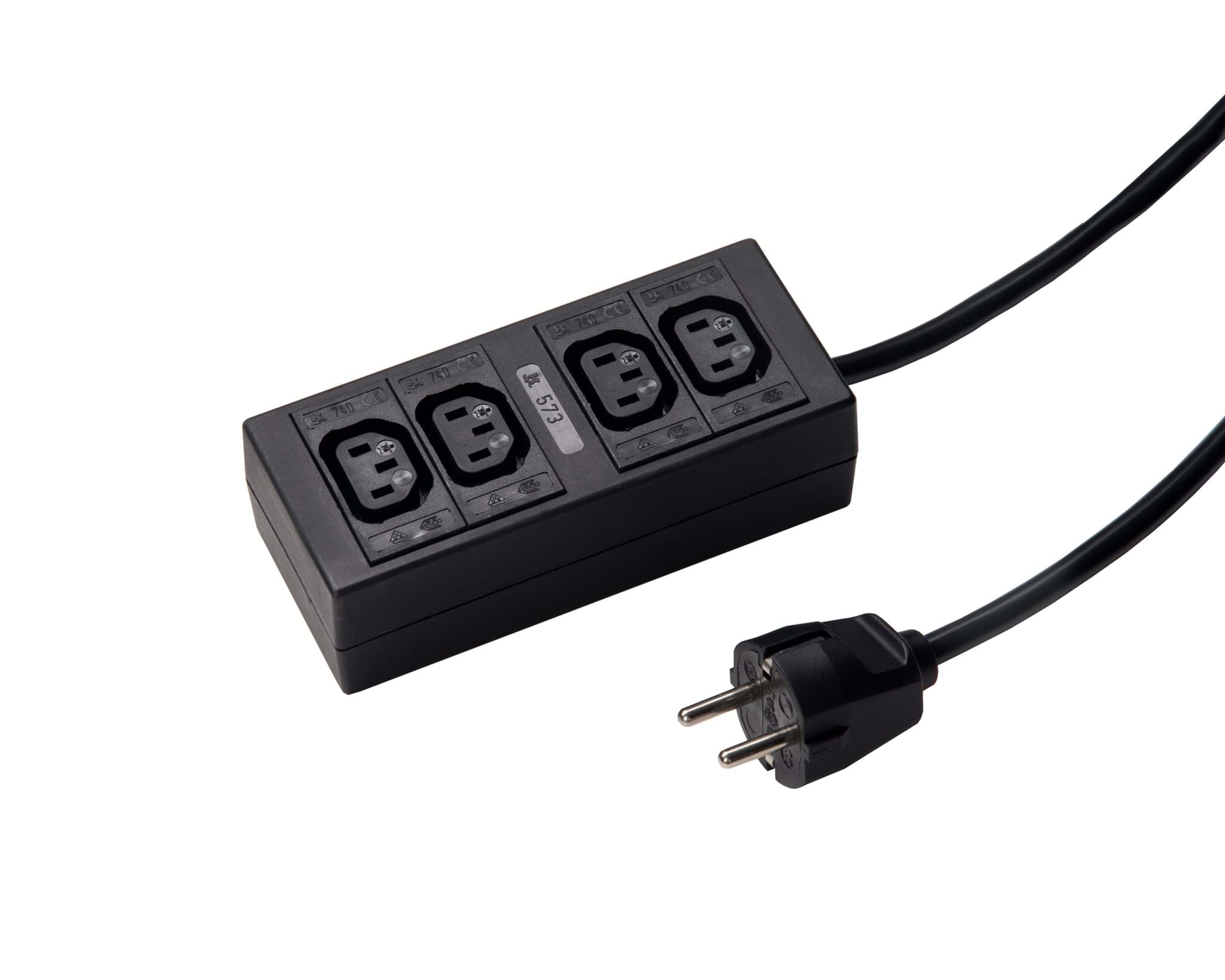 IEC C13 10A contactdoos 4v +1.5m Schuko randaarde recht zwart
